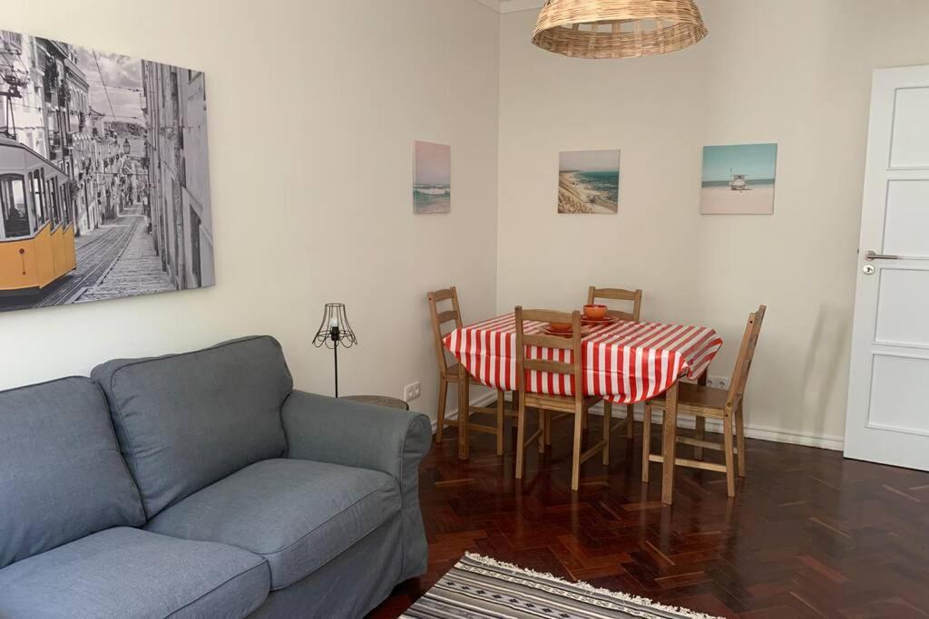 Casa Do Largo Sardinha - Very Central Apartment With Ac Lisboa Екстериор снимка